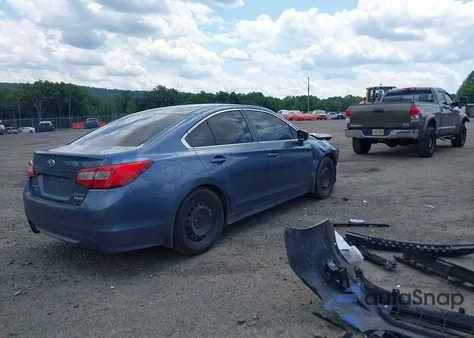2016 Subaru Legacy 2.5I z USA, uszkodzony, nr VIN 4S3BNAA68G3026809